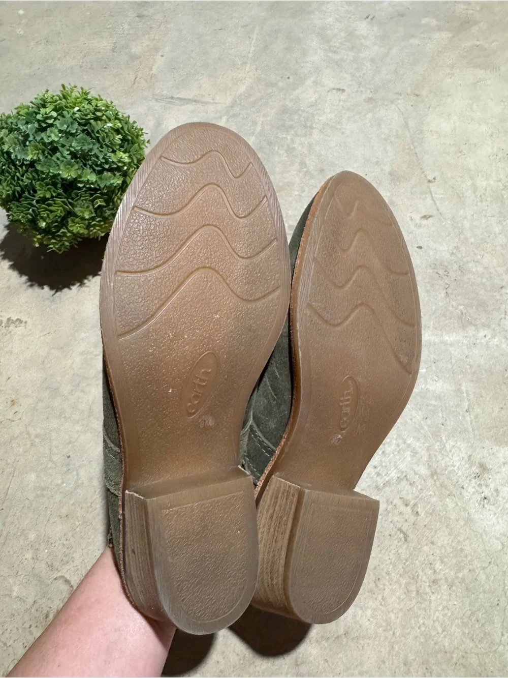 Earth Shoes Green Leather Suede Mules Women Size 8 Slip On Booties Fall Boho